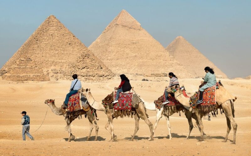 Egypt tourism, Pyramids of Giza, Sphinx, Luxor temples, Nile River cruise, Valley of the Kings