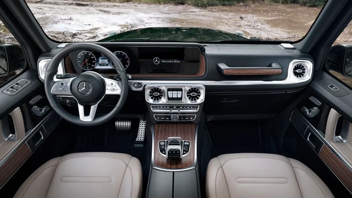 Mercedes G Class Interior